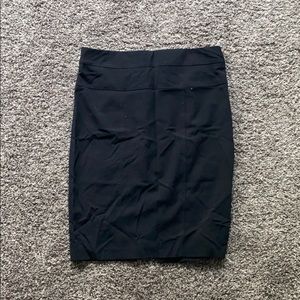 ✨ 2 for $15 ✨ - Black Pencil Skirt (Junior’s)